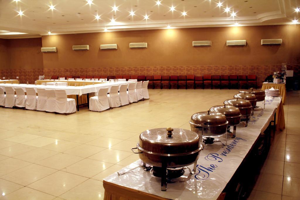 The Presidency Otel Bhubaneswar Dış mekan fotoğraf